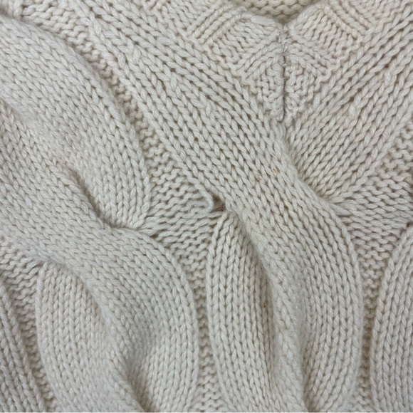 Theory 100% cashmere cream sweater medium - Picture 3 of 5